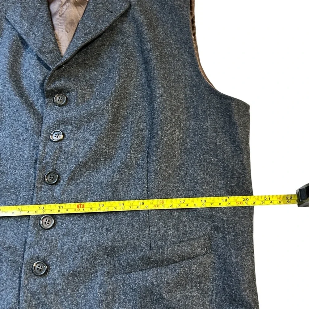 Brunello Cucinelli Sartoria Wool Vest Made in Italy Bespoke Atelier Gray